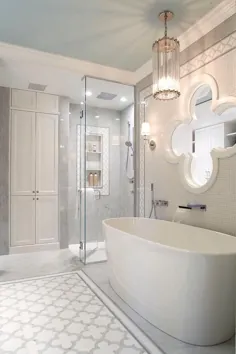 آینه Quatrefoil روی وان بیضی - انتقالی - حمام