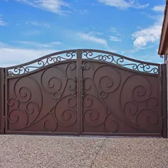 صفحه دو دروازه بارسلونا - اولین کارخانه آهن سازی