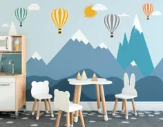 نقاشی دیواری دیواری کوهی آبی ombre ، کاغذ دیواری بالن های رنگارنگ Peel 'n Stick ، ​​تزیین دیوار کودکستان Snowy Peak ، پارچه متحرک ، اندازه سفارشی