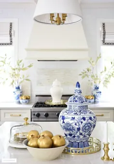 دکوراسیون آشپزخانه به رنگ آبی ، سفید + طلایی - CITRINELIVING