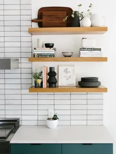 چگونه قفسه های آشپزخانه خود را مانند یک حرفه ای سبک کنید - شیک بدون زحمت