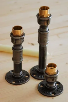 مجموعه ای از 3 نگهدارنده شمع در اتصالات لوله کشی به سبک صنعتی