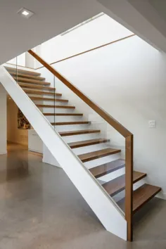 نرده های راه پله شیشه ای 40 - در طراحی داخلی از حس و حال هوا استفاده کنید