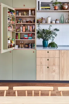 مبلمان آشپزخانه مدرن توسط Pluck Kitchens