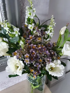 گل و گلدان سفید Lisianthus هدیه گل بنفش |  اتسی