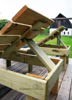 پروژه کار چوب صندلی های خورشید در فضای باز!