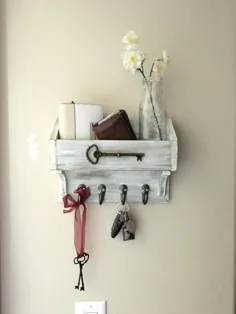 آویز کلید DIY - لباس و اره برقی - ساخته شده توسط بریتنی