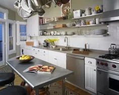 زیباسازی آشپزخانه با قفسه بندی فضای باز