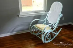 نحوه اثاثه یا لوازم داخلی و رنگ آمیزی صندلی گهواره ای Bentwood