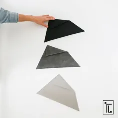 کیف مثلثی مان یکی از  کیف‌های مینیمال، ساده و در عین حال خاص مان بود. به زودی از این کیف خداحافظی می‌کنیم اما این طراحی و ویژگی‌ها در کیف‌های مان تکرار می‌شه. پس منتظر باشید.✨

کیف مثلثی مان در ❗️حراج❗️سی درصدی. برای اطلاعات بیشتر استوری‌ها رو چک کنید.

ب
