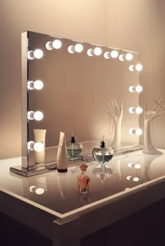 آینه هالیوود ، آینه های غرور آرایشی با چراغ