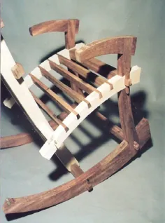 صندلی گهواره ای ژاپنی هنگام ساخت