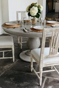 مجموعه میز میز قهوه ای رنگ گچ خاکستری-میز پایه با نقاشی گچ توسط آنی اسلو نقاشی شده است ...