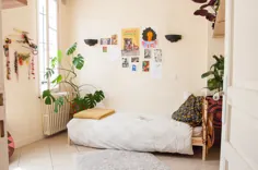 این آپارتمان پاریسی که توسط گیاهان پر شده است به طرز دلخواهی بوهمی است