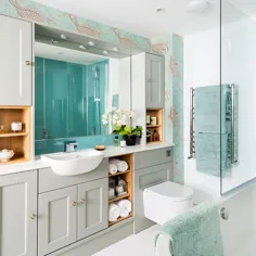اصلاح کلاسیک حمام با مبلمان نصب شده Shaker و کاغذ دیواری کای کپور