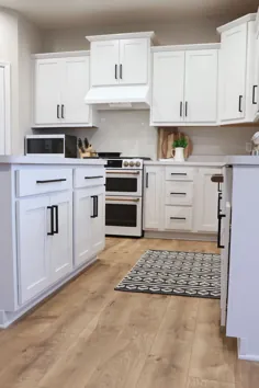 Amazon.com: کابینت های آشپزخانه سیاه و سفید - 4 ستاره و بالاتر / مبلمان: خانه و آشپزخانه