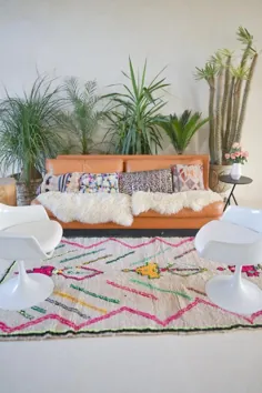 عزیلال  فرش پرنعمت مراکش.  فرش پشمالو بوچرویت.  طراحی مدرن