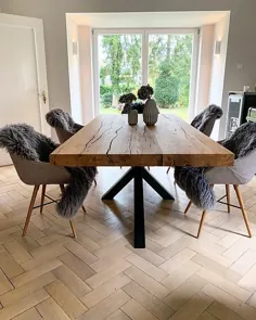 میزهای ناهار خوری ساخته شده از بلوط اصلاح شده از هولورک-هامبورگ