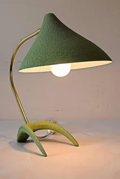 چراغ میز جذاب و سبز روشن ، طراحی لوئیس کالف برای فیلیپس ، 1950