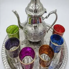 مجموعه ای از 6 لیوان چای پرنعمت مراکزی قوری معتبر و |  اتسی