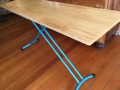 میز قابل تنظیم یا میز ایستاده قابل تنظیم