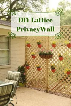 دیوار مشبک DIY برای حفظ حریم حیاط خانه
