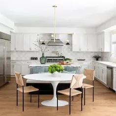 جزیره آشپزخانه با صندلی مجلل ساخته شده - انتقالی - آشپزخانه