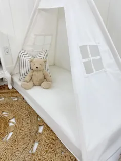 بازی تخت سایبان چادر در تختخواب خامه ای بوم |  اتسی