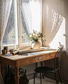 یک خانه جذاب سوئدی که با ترکیبی از قدیمی و جدید مبله شده است