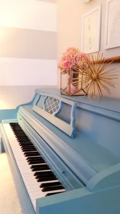 چگونه می توان پیانو را مانند یک زن وحشی رنگ آمیزی کرد