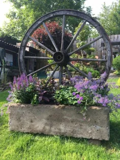 یک دوچرخه چوبی قدیمی را به دکوراسیون باغ زیبا تبدیل کنید - 25+ الهامات