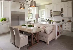 آشپزخانه سنتی با صندلی نیمکت دار - روند تزئینات منزل - Homedit