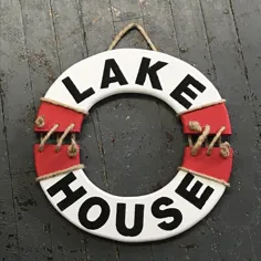تزیین شناور حلقه ای نقاشی شده با چوب دریایی Lake House