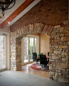 داخلی رنگ سنگی روستایی روکش سنگ طبیعی خانه رویایی در معرض چوب و ورودی سنگ تراشی