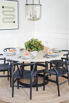 صندلی های استخوان سیاه در میز گرد و چوبی و آهنی - انتقالی - اتاق ناهار خوری