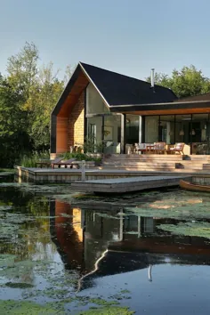 Dieses Haus für eine Familie wurde neben einer abgelegenen Lagune در انگلیس gebaut، #abgele ...