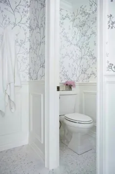 کاغذ دیواری نقره ای متالیک - انتقالی - حمام - طرح جنیفر وورتس