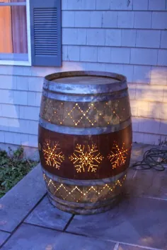 DIY Light Whiskey or Wine Barrel-id # 376832- توسط Budget101.com