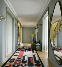 یک آپارتمان شیک پاریسی با منظره ای شگفت انگیز
