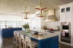 جزیره بلو آبی با فانوسهای حمل کالسکه قرمز و طلایی - کلبه - آشپزخانه
