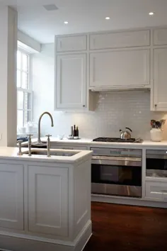کاشی های مینی سفید لعابدار - انتقالی - آشپزخانه - طراحی B Moore