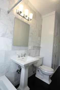 سنگ مرمر سفید Bianco Carrara - انتقالی - حمام - Design Build 4U Chicago