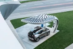 بی ام و از شارژر زیبای وسایل نقلیه برقی خورشیدی در آلمان رونمایی می کند