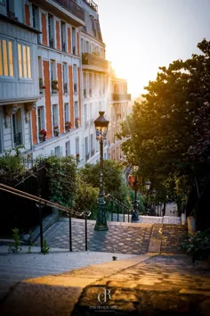 طلوع آفتاب مونمارتر در پاریس