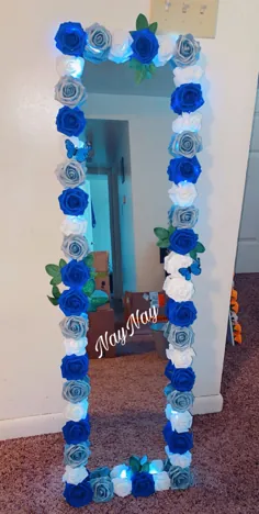آینه گل آبی ، سفید و خاکستری