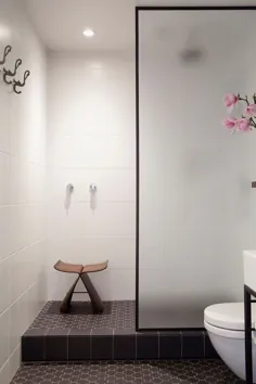 ایده طراحی حمام - قاب های دوش سیاه