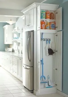 برای تمیز کردن وسایل ، به هر فضای مرده ای در آشپزخانه یا لباسشویی خود کابینت اضافه کنید.