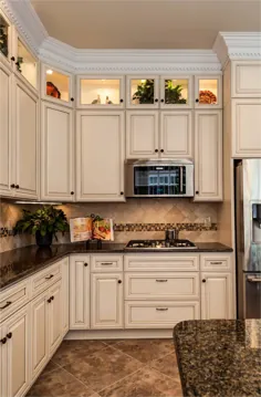 آشپزخانه رنگ قهوه ای با کابینت های سفید 2021