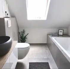 Master Bathroom: Betonoptik، schwarz، Holz، grau - 2019 - حمام دی