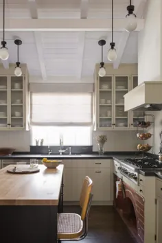 آشپزخانه هفته: آشپزخانه کلبه اختصاصی یک زوج معمار و طراح در لس فلیز - Remodelista